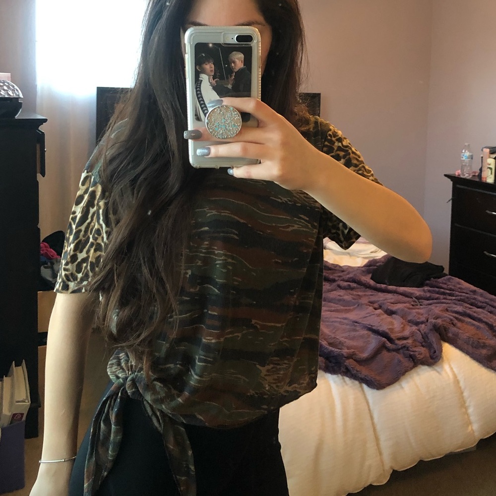 Camo/cheetah print T-shirt